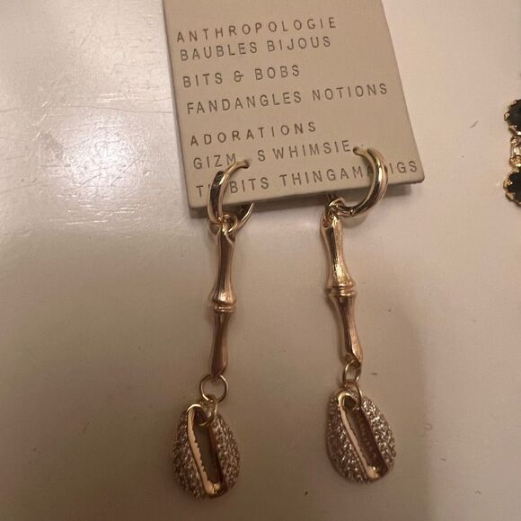 Anthropologie Crystal Cowrie Shell Drop Earrings in Gold - Picture 3 of 4